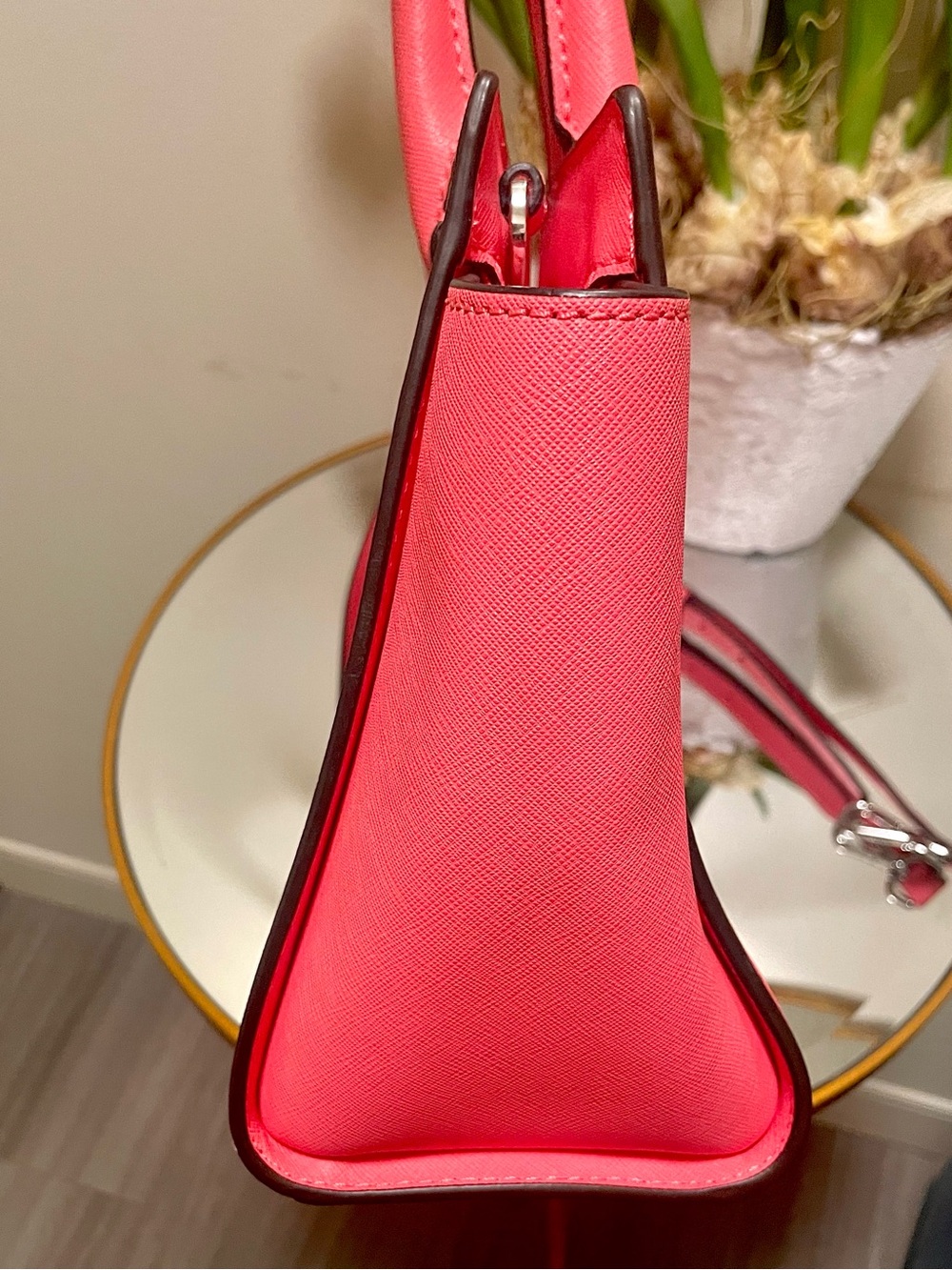 Like New Michael Kors Genuine Leather Pink Satchel convertible Selma - Picture 11 of 15